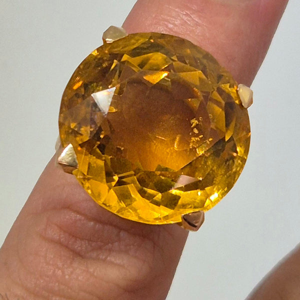 Bague en Or Jaune 18K avec citrine 11.05 Grs - Taille 46