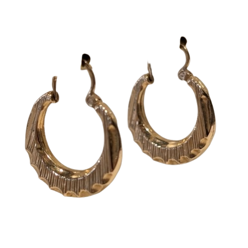 Boucles d'oreilles  en or jaune 18 carats Poids - 1.98 Grs