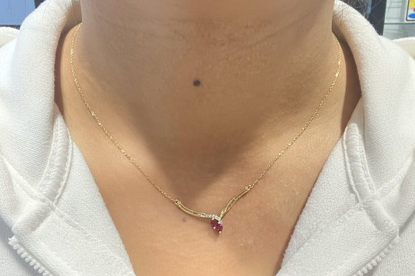 Collier Princesse Or 750/1000 avec Rubis