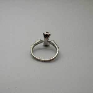 Bague en or blanc 18 carats avec zirconium et saphir – T 50,5