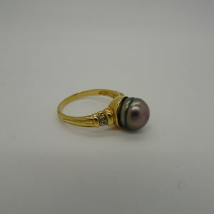 Bagues en Or jaune 18K avec perle de Tahiti et diamants