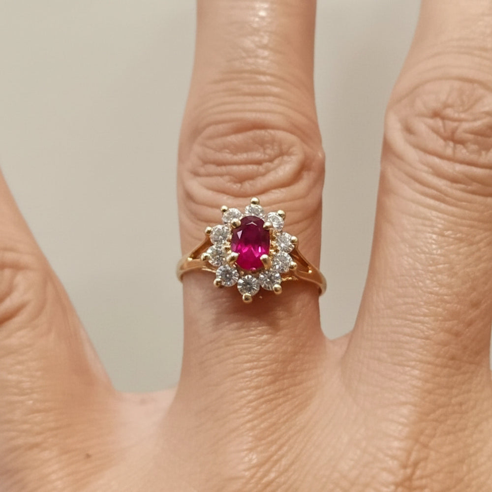 Bagues marguerite en or jaune avec Rubis et Zirconium