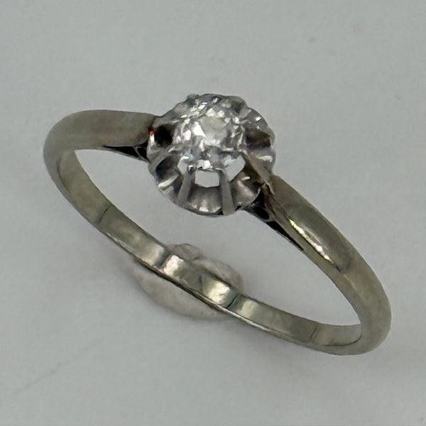 Bague Ancienne en Or Gris 18K avec diamant - T 56