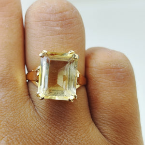 Bague Citrine en Or Jaune 18 K - 4.03 G