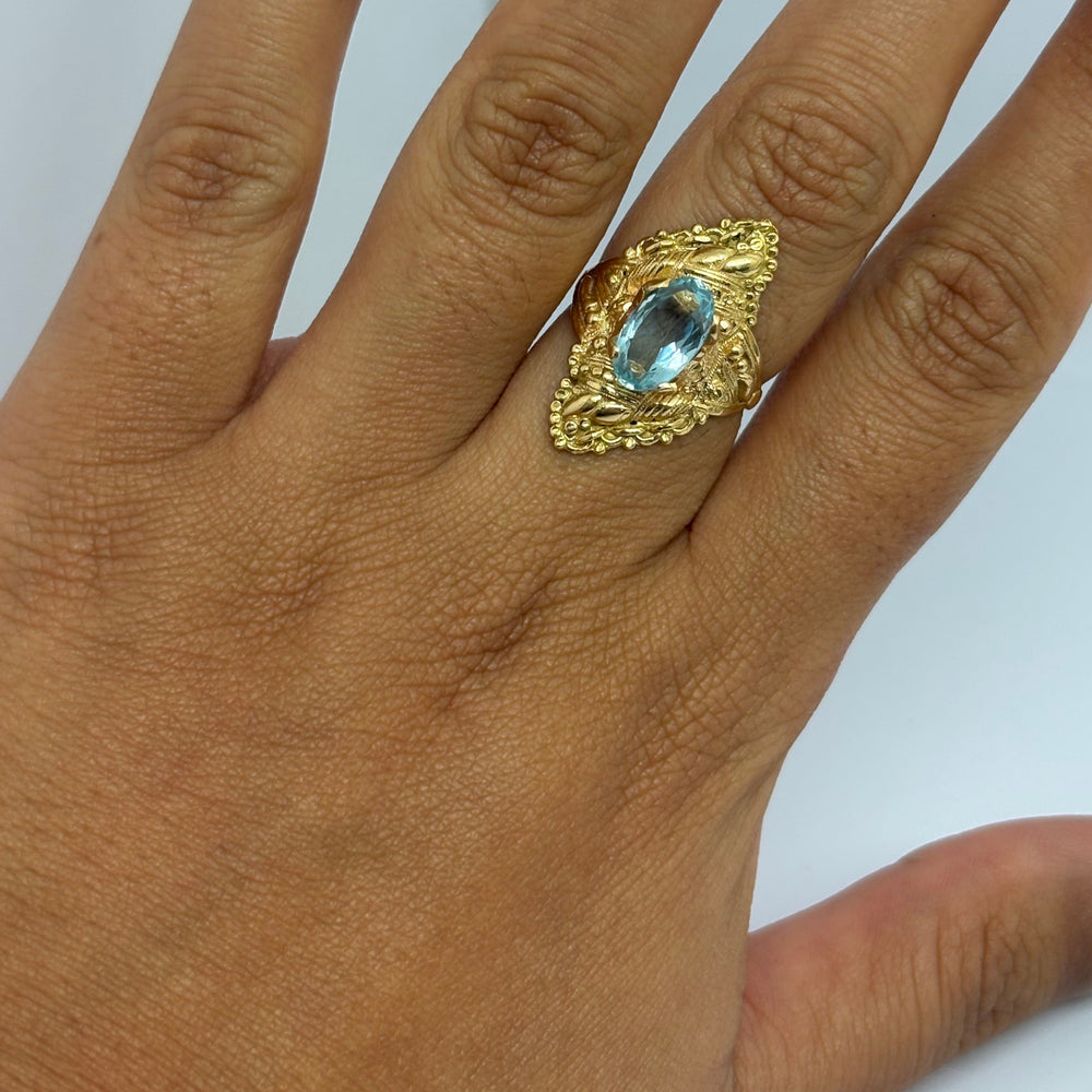 Bague Marquise Or Jaune 18K avec Topaze