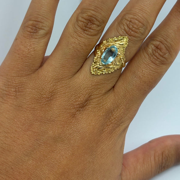 Bague Marquise Or Jaune 18K avec Topaze