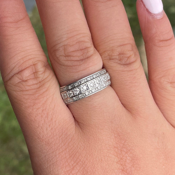 Bague en Or blanc 18 carats - Taille 54 4.40 Grs