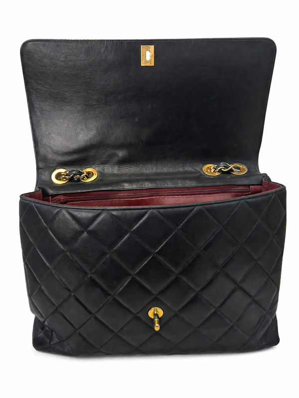 Sac porté épaule Chanel Cuir Noir Maxi Classic Flap Jumbo