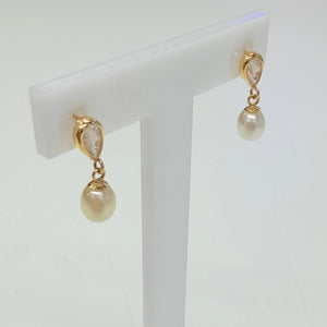 Boucles d'oreilles pendantes en or jaune 18k