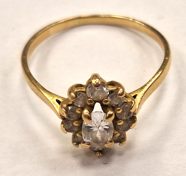 Bague Marguerite en Or jaune 18K avec Oxydes