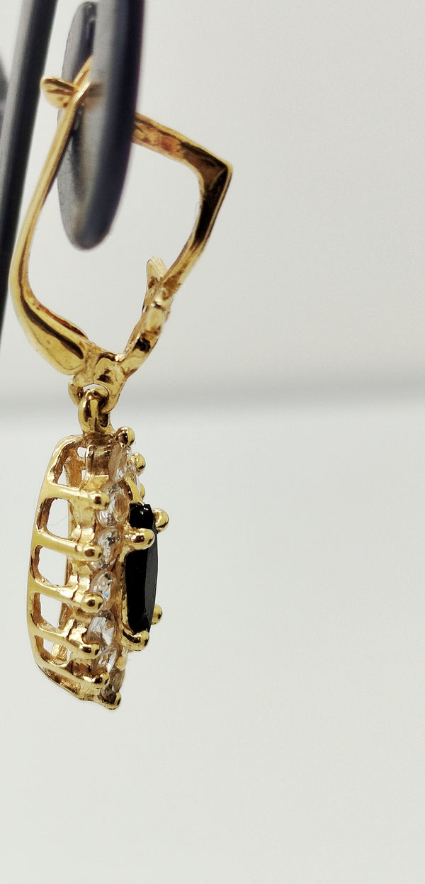 Boucles d'oreilles en or jaune 18K 6.03 Grs