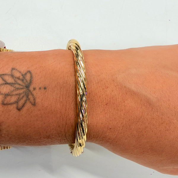 Bracelet jonc torsadé en or jaune 18 K