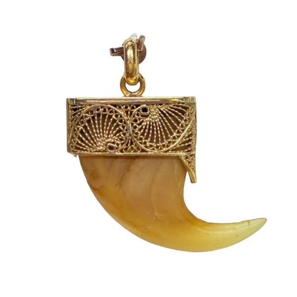 Pendentif griffe de tigre en or jaune 14 K
