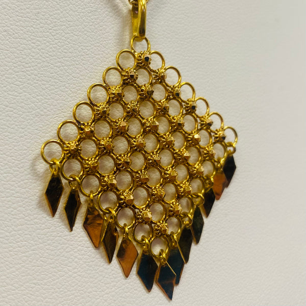 Pendentif Symbole en Or Jaune 18 Carats – 7,14 Grs