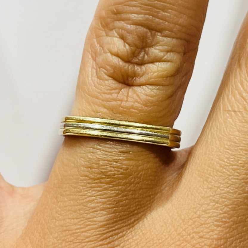 Bague 3 or 750/1000 Carré Sans Pierres