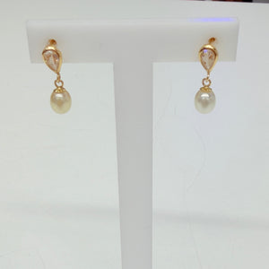 Boucles d'oreilles pendantes en or jaune 18k