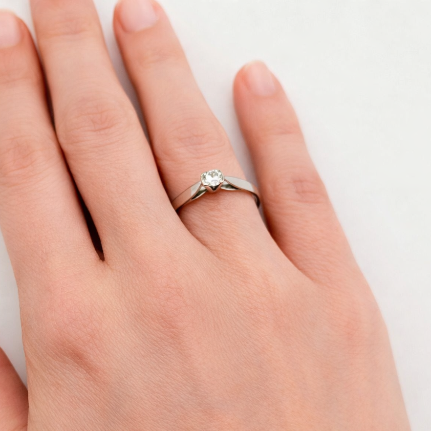 Solitaire en or blanc 18K - Taille 60 - 2.25 Grs