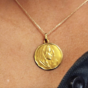 Pendentif Vierge en Or Jaune 18 K - 2.59 Grs