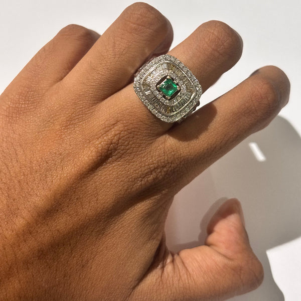 Bague en or 18K avec diamants et zirconium - T 51