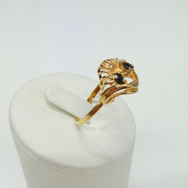 Bagues en or jaune 18k avec saphirs