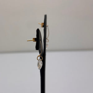 Boucles d'oreilles  en or jaune 18 carats Poids -1.88 Grs