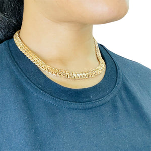 Collier en  Or Jaune 18 Carats Poids -33.31 Grs