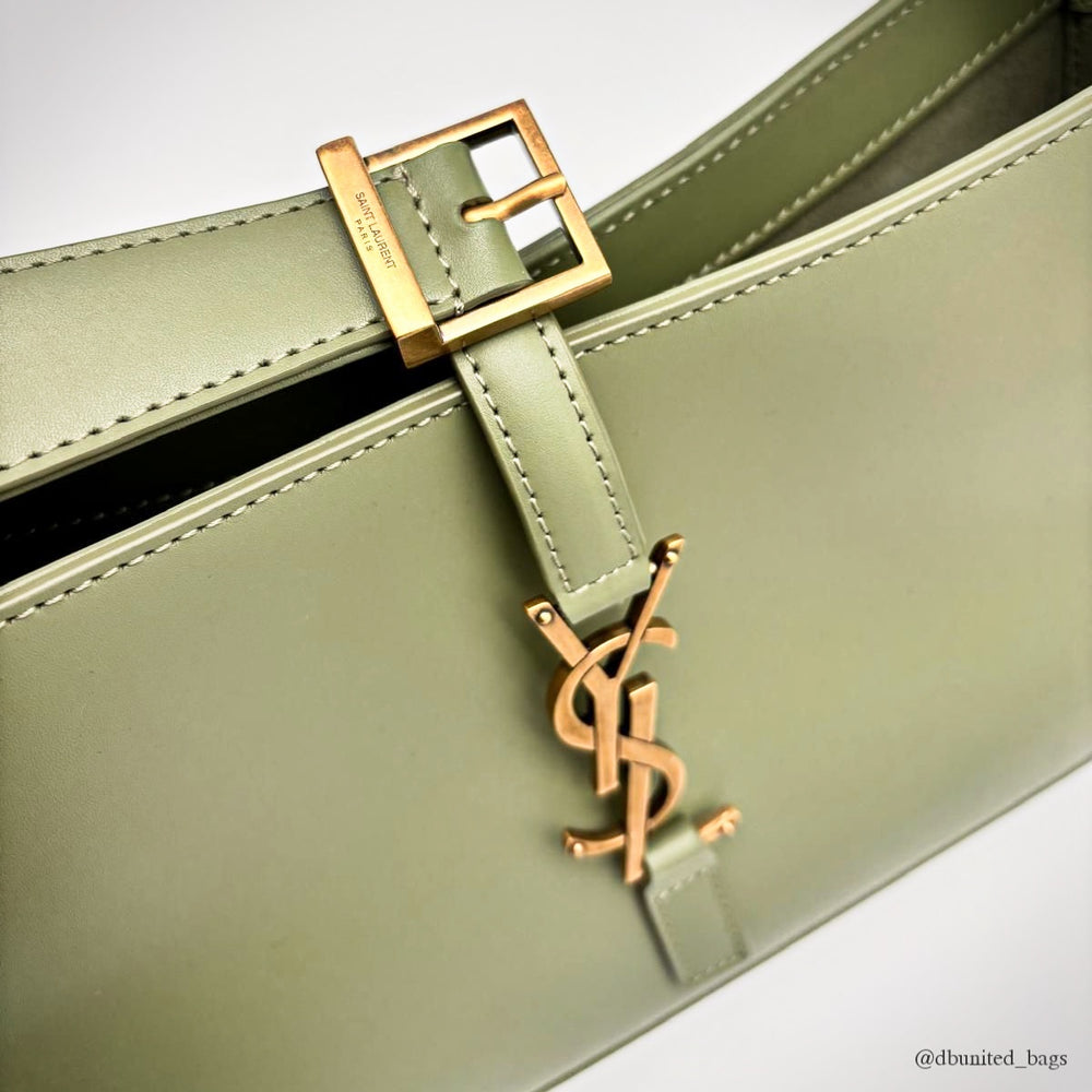 Saint Laurent Sac Hobo 5 à 7 en Cuir Vert