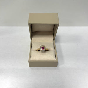 Bague Empierrée en or jaune 18 carats