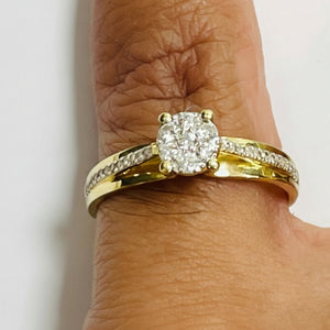 Bague Solitaire en Or 18k avec Diamants - T53 - 2.35 gr