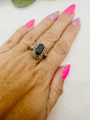 Bague ancienne en Or Blanc avec Diamants et saphir