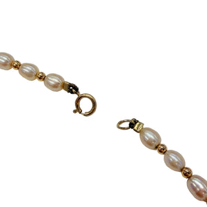 Collier ras du cou en perles d'eau et Or Jaune 18K