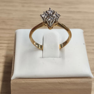 Bague Solitaire en Or Jaune 18 Carats Moissanites Carré