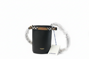 Sac Burberry SM Bucket Noir - Comme Neuf