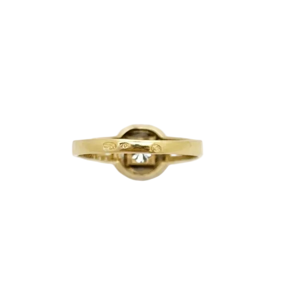 Bague Solitaire Or Jaune 18K avec Oxyde de Zirconium