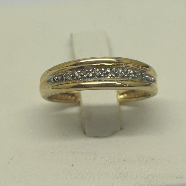 Alliance en Or Jaune 18 Carats avec Diamants