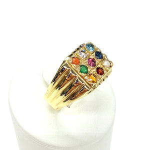 Chevalière en or jaune 18k avec oxydes de Zirconium