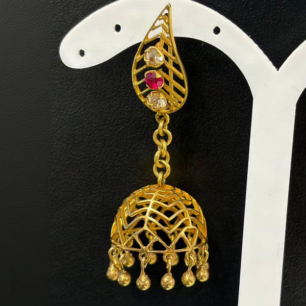 Boucles d'oreilles dormeuses en or jaune 18 K