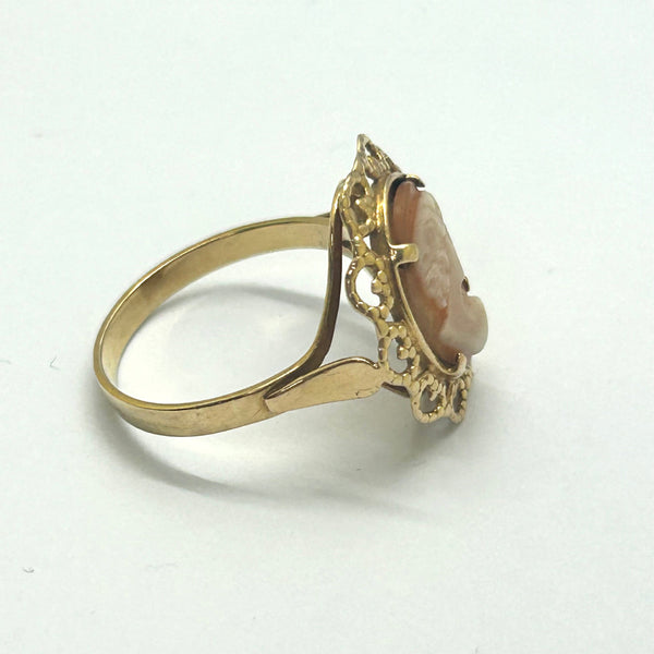 Bague Camée en Or Jaune 18 K