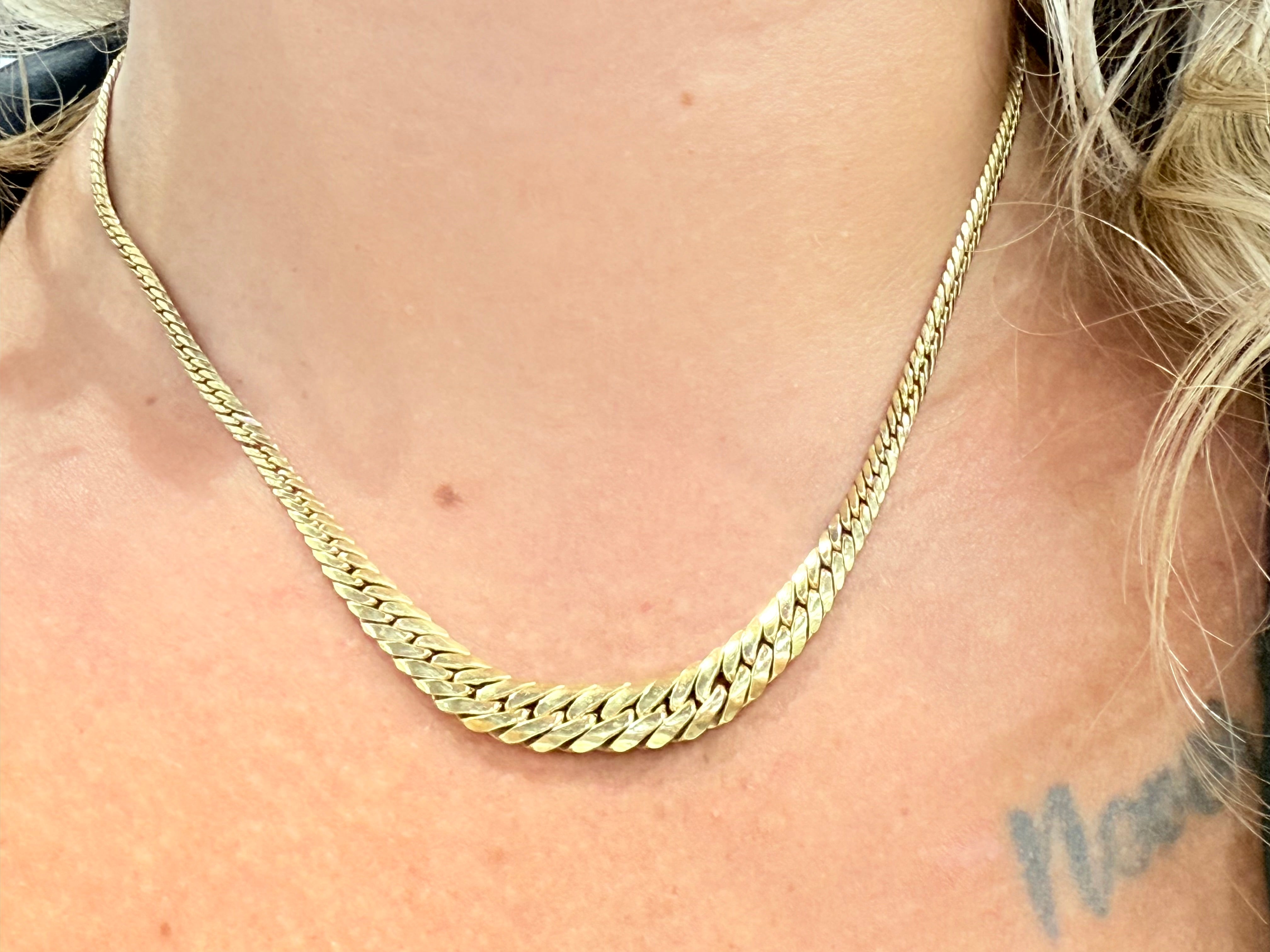 ROWIN&CO Collier Chaîne Homme Or 18K en Acier Inoxydable Maille Cubaine Ras de Cou Collier Gourmette Grosse Maille de 15mm, Chaîne Bijoux Hip hop, 18 20 22 à 35 pouces ROWIN&CO Collier Chaîne Homme Or 18K en Acier Inoxydable Maille Cubaine Ras de Cou Collier Gourmette Grosse Maille de 15mm, Chaîne Bijoux Hip hop, 18 20 22 à 35 pouces
