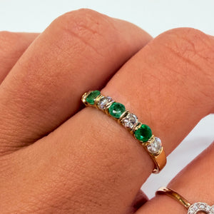 Bague or jaune 18k avec émeraude et zircon