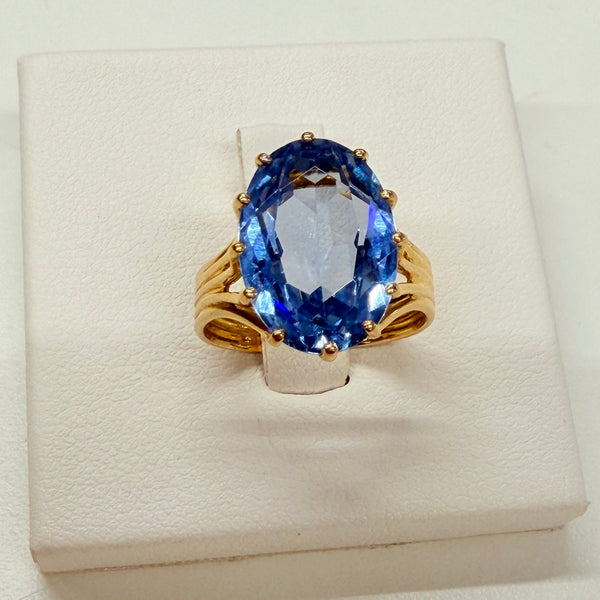 Bague avec Topaze en Or Jaune 18K
