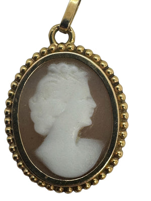 Pendentif Camée en Or Jaune 18K - 2.55 Grs