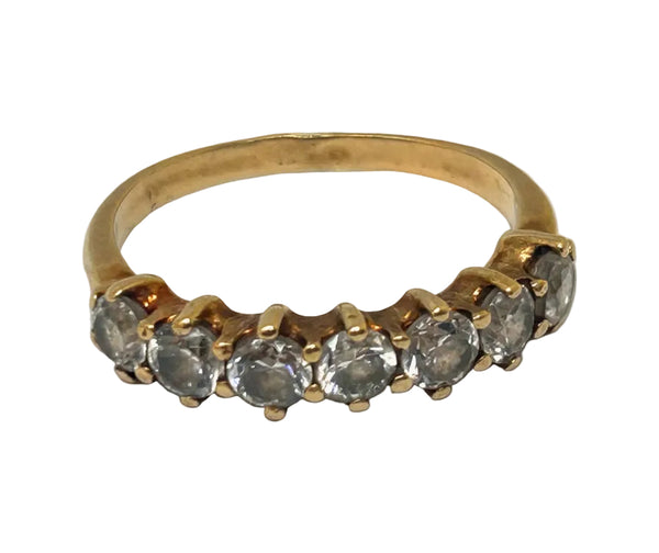 Bague Demi Tour Or Jaune 18k avec 7 oxydes de zirconium