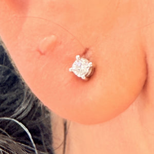 Boucles d'oreilles en or jaune et diamants 18k - 0.82 G