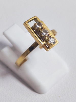 Bague géométrique en or jaune 18K Oxydes de zirconium