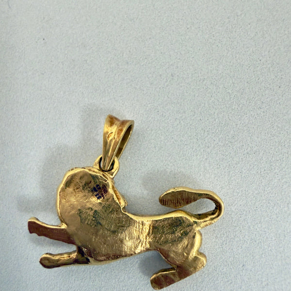 Pendentif lion en or jaune 18K 14.32 Grs