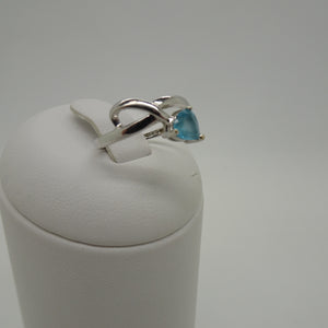 Bague en Or blanc 18K avec spinelle bleu
