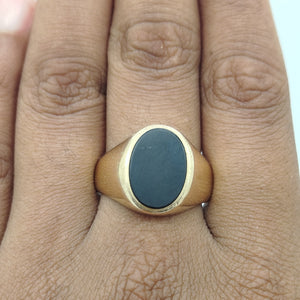 Chevalière en Or Jaune avec Onyx 18K