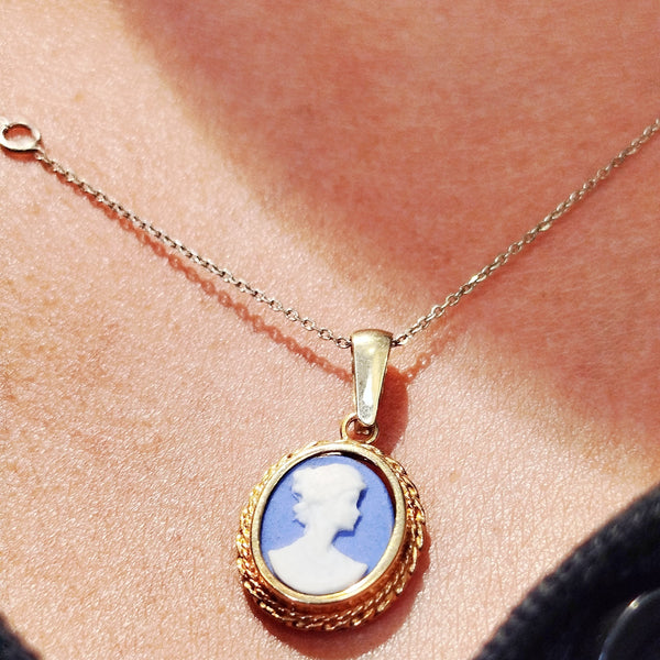 Pendentif  en Or Jaune 18 Carats - 1.52 gr