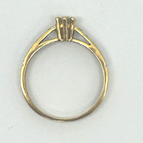 Bague solitaire en or jaune 18 K avec diamants
